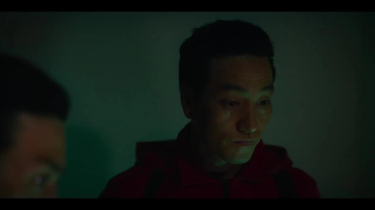 Кадры из сериала Бумажный дом: Корея (2022)